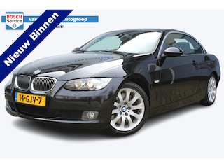 BMW 3-serie Cabrio 330i | 3.0L 6 Cilinder 272 Pk | Elektrisch verstelbare stoelen | Parkeersensoren achter | Stoelverwarming | Climate controle | Navigatie | Lederen bekleding |