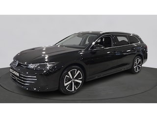Volkswagen Passat Variant 1.5 eHybrid Business | Design Pakket | Trekhaak | Interieur Pakket |