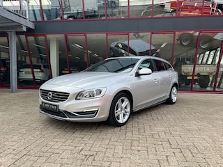 Volvo V60 2.4 D6 AWD Plug-In Hybrid Summum | Leder | CC | Memory | Navi |