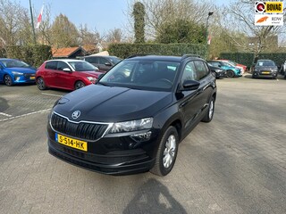 Skoda Karoq 1.0 TSI Style , navigatie , pdc voor en achter + camera