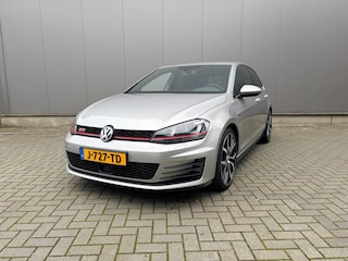Volkswagen Golf 2.0 TSI GTI Performance