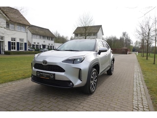 Toyota Yaris Cross 1.5 Hybrid 115 Business Plus | PDC | Camera | ACC | Stoelverwarming | Stuurwielverwarming |