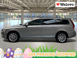 Volvo V70 2.0 D4 Summum Stoel koeling+verwarming, trekhaak, schuifdak...