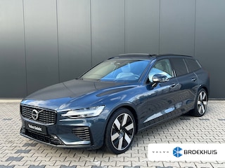 Volvo V60 2.0 T6 Plug-in hybrid AWD Ultimate Dark | Panoramadak | Head up Display | 360 Camera | Parkeersensoren voor en achter | Stoel en stuurwielverwarming | BLIS | LED | 19'' |