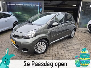 Toyota Aygo 1.0-12V Aspiration Green | 2E EIGENAAR | 12MND GARANTIE | AIRCO | ELEC RAMEN | LMV |