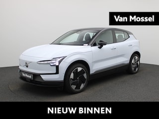 Volvo EX30 Single Motor Extended Range Ultra | Privacy glass | Harman Kardon speakersysteem | Climate Control / ECC | Panoramadak | Licht metalen velgen 19 inch | Cruise control Adaptive | Connectiviteit af fabriek | Navigatie | Elektrisch verst. stoelen | Stoelverwarming | LED koplampen | Park Distance Control voor en achter | Achteruitrijcamera |