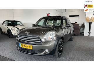 Mini Countryman 1.6 Cooper Chili, Cruise control, Airco, Panorama dak, Leer, Trekhaak
