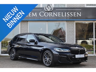 BMW 5-serie Touring 530e xDrive M-Sport Pano Trekhaak HUD Laser Camera