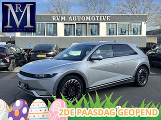 Hyundai Ioniq 5 Lounge 84 kWh SOH 100%| NIEUWE AUTO 45KM!!| VAN €60.000,- NU VOOR SLECHTS €45.877,- Uw LENTEVOORDEEL €14.123,-| ELEK. STOELEN MET MEMORY| WARMTEPOMP| BOSE AUDIO| HEAD-UP DISPLAY| STOELVERWARMING+ VENTILATIE| ACHTERBANK VERWARMD| SUPER COMPLEET!|