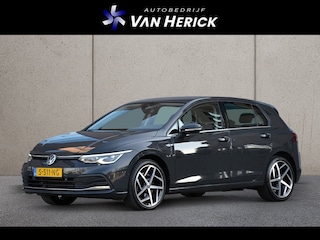 Volkswagen Golf 1.4 eHybrid Style 204PK | Navigatie | Winterpakket | ACC