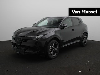 Alfa Romeo Junior 1.2 Turbo Hybrid Ibrida Sport Speciale | Alcantara | Technopack | Direct rijden!