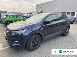 Opel Grandland X 1.2 Turbo 120 Jaar Edition Trekhaak | Climate Control | Parkeersensoren Achter | 17" Lichtmetaal | Airco | Carplay | Getint Glas | Airco | Apple Carplay/Android Auto|telefoonintegratie premium | Centrale deurvergrendeling met afstandsbediening
