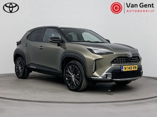 Toyota Yaris Cross 1.5 Hybrid Adventure | Panoramadak | Dodehoek detectie | JBL | Head-up display | Navigatie | Parkeersensoren voor/achter | Stoelverwarming | 18 inch