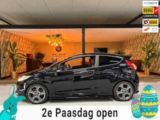 Ford Fiesta 1.6 ST2 *Uniek* Garantie Maxton Pakket Getuned StoelVW Leder Cruise Airco Led Rijklaar