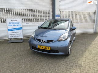Toyota Aygo 1.0-12V Comfort airco 5drs leerbekleding