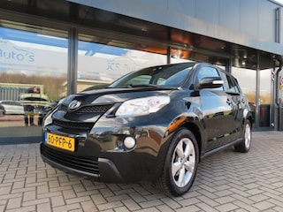 Toyota Urban Cruiser 1.3 VVT-i Aspiration Airco 16 Inch Pdc 2011