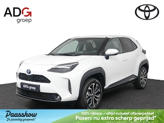 Toyota Yaris Cross 1.5 Hybrid 115 First Edition | stoel en stuurverwarming | Navigatie | Apple Carplay/Android Auto |