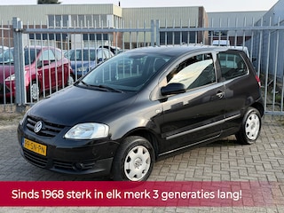 Volkswagen Fox 1.4 Trendline STUURBEKRACHTEGING l AUDIO l NIEUWE DISTRIBUTIE l GOED ONDERHOUDEN NETTE AUTO!