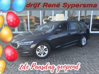 Skoda Octavia Combi 1.0 e-TSI Business Edition | Sfeerverlichting | Parkeersensoren | Apple Carplay | Lane Assist