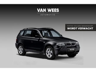 BMW X3 3.0i High Executive | Sportpakket | Xenon | HiFi audio | Stoelverwarming | Sportstuur | Cruise control | Sportstoelen | 17 inch | Navigatie | 231 pk | Origineel