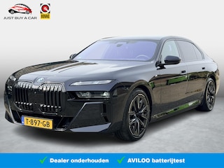 BMW i7 xDrive60 106 kWh NP. € 203.000,- / Bowers & Wilkins / Theater Screen / Executive Pack / Executive Lounge / M Sport Pakket Pro / Trekhaak / 4x Massage /