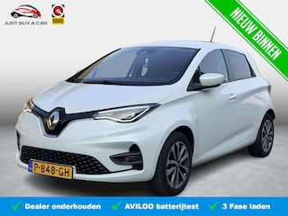 Renault Zoe R135 Intens 52 kWh SOH 92,6% / Warmtepomp / 3 Fase / Cruise Control / Carplay / Camera / Dodehoek / Keyless / Navigatie-Pakket / Safety-Pakket / Techno-Pakket / 1e Eigenaar / Dealeronerhouden