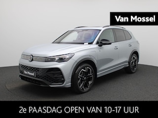 Volkswagen Tiguan 1.5 eHybrid R-Line Edition 272 PK| Panoramadak | Trekhaak | Lederen Stoelen Met Geheugen | Stoelventilatie | Stoelverwarming Voor & Achter | Harman Kardon Audio | 360 Camera