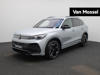 Volkswagen Tiguan 1.5 eHybrid R-Line Edition 272 PK| Panoramadak | Trekhaak | Lederen Stoelen Met Geheugen | Stoelventilatie | Stoelverwarming Voor & Achter | Harman Kardon Audio | 360 Camera