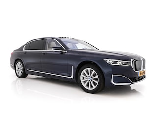 BMW 745Le (Plug-in) (INCL-BTW) *PANO | LEATHER | FULL-LED | HEAD-UP | BLINDSPOT | MEMORY-PACK | DIGI-COCKPIT | KEYLESS | DAB+ | CAMERA | HEATED-COMFORTSEATS | AMBIENTLIGHT | CARPLAY | SHIFTPADDLES | 18''ALU*