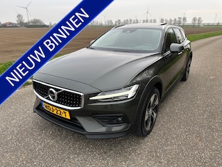 Volvo V60 2.0 D4 AWD Intro Edition Full Options
