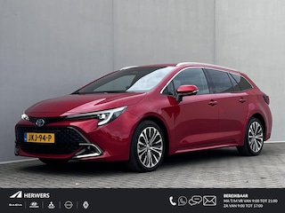 Toyota Corolla Touring Sports Hybrid 140 Dynamic Automaat / Fabrieksgarantie tot 10 jaar mogelijk  / Navigatie  / Adaptieve CC / Achteruitrijcamera / Stuur- en stoelverwarming  / Apple Carplay Android / 17" LM wielen + All Season banden /