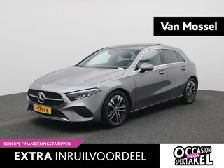Mercedes-Benz A-klasse 180 Business Line | Automaat | Panorama dak | Leder | DAB | Navigatie | Bluetooth | Camera | Stoel verwarming | Cruise Control | Lichtmetalen Velgen |