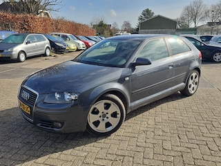 Audi A3 1.6 FSI Ambition Pro Line |CLIMA|LM VELGEN|TREKHAAK|CRUISE|VOLL ONDERH.| 18470 / 4719
