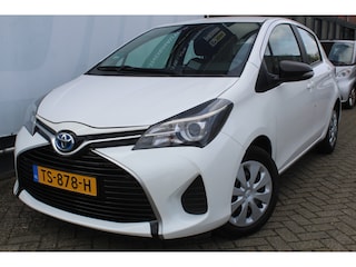 Toyota Yaris 1.5 Hybrid Business Plus