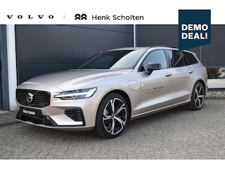 Volvo V60 2.0 T8 Plug-in hybrid AWD Ultra Dark Panorama/schuifdak | 360 camera | Extra getint glas achter | Elektrische stoelen met geheugen functie | Elektrische achterklep | BLIS
