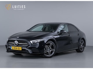 Mercedes-Benz A-klasse 200 AMG I Pano I Sfeerverl. I Org.NL I Camera I Stoelmemo I Multibeam I 1e-eig I Dealer-o.h.