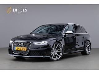 Audi A4 Avant RS4 4.2 V8 450pk quattro I Carbon I Panorama I B&O I Schaalstoelen I Dealer-onderhouden I Collectors-item