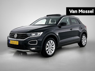 Volkswagen T-Roc 1.5 TSI Style Business | 150 PK | Panoramadak | Navigatie | Achteruitrijcamera | Stoelverwarming | Adaptive Cruise Control | Apple Carplay / Android Auto |