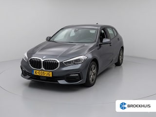BMW 118i Executive Edition | Trekhaak afn. | Climate Control | Parkeersensoren | Navigatie | Apple Carplay & Android Auto | Cruise Control