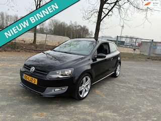 Volkswagen Polo 1.4-16V Highline NETTE AUTO RIJDT EN SCHAKELT GOED