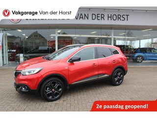 Renault Kadjar 1.2-130pk TCe Extase. Mooie ruime en luxe hoogzitter ! Trekgewicht 1.500kg ! Lederen interieur, autm. airco, cruise control, LED verlichting, metallic lak, panoramadak, 19 Inch LM wielen, Camera, Trekhaak, Stoelverwarming etc.