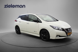 Nissan Leaf Tekna 40 kWh - Carplay, Camera, Half Leer, Stuur/Stoelverw. Adaptive Cruise