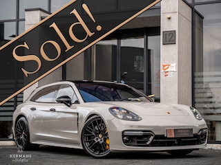 Porsche Panamera Sport Turismo 4.0 Turbo S E-Hybrid / Carbon / Massage / HUD / InnoDrive / PCCB