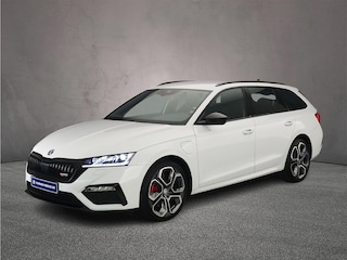 Skoda Octavia Combi RS iV Business 1.4 TSI PHEV 245pk DSG Automaat Adaptive cruise control, Navigatie, Achteruitrijcamera, LED koplampen, Stoelverwarming, Parkeersensoren
