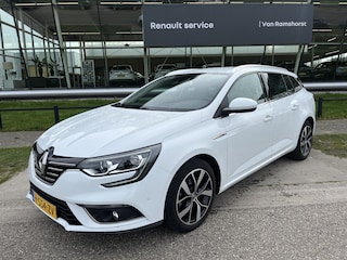 Renault Mégane Estate 1.3 TCe Bose / Camera / PDC V+A / Climate / Keyless / 17'' LMV /