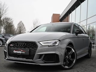 Audi A3 Limousine 2.5TFSI 400pk Quattro UNIEK! RS-Zetels Pano B&O Carbon Keyless 19-Inch RodeStiksels VOL!