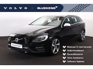 Volvo V60 T3 R-Design - Verwarmde voorstoelen - Parkeersensoren achter - Navigatie - Volvo On Call - Cruise control - High Performance audio - Standkachel - 18' LMV