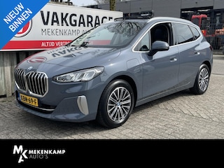 BMW 2-serie Tourer 225e xDrive Luxury Line 17"/Leder + memory/Panoramadak/Stoelmassage/Harman Kardon/Camera/Head-up/Dodehoek/Apple Carplay & Android Auto