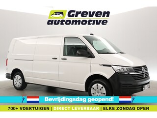 Volkswagen Transporter 2.0 TDI L2H1 150PK | Aut. | Airco | Cruise | Carplay | 3 Zits | Parkeersens. | Trekhaak