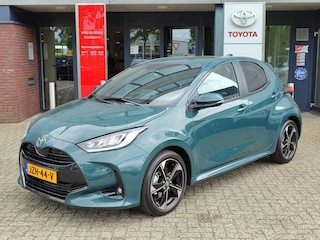 Toyota Yaris 1.5 Hybrid 130 EXECUTIVE NL-AUTO STOEL/STUURVERW BLIND-SPOT LEDER NAVI 17''LM-VELGEN PARK-SENSOREN CAMERA APPLE/ANDROID LED KEYLESS